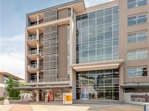 350 m² Office Space in Hatfield