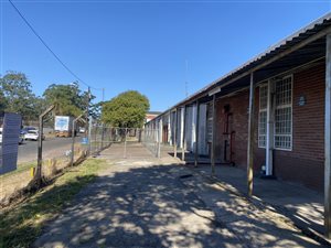 8077 m² Industrial space in Pinetown Central