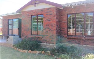 3 Bedroom Townhouse in Mount Pleasant