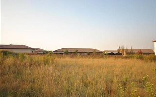 1250 m² Land available in Aerorand