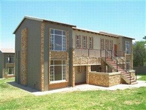 2 Bedroom Apartment in Honeydew