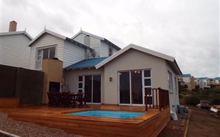 3 Bedroom House in Pinnacle Point Golf Estate