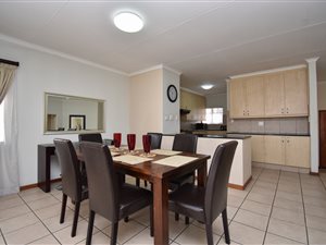 2 Bedroom Apartment in Paulshof