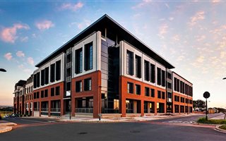 250 m² Commercial space in New Town Centre