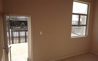 91 m² Office Space in Estcourt