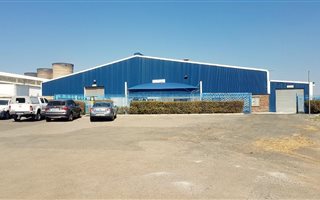 1800 m² Industrial space in Spartan