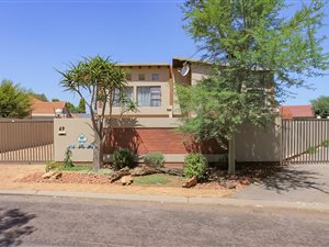 3 Bed Cluster in Brackenhurst