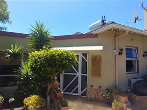 5 Bed House in Thornton