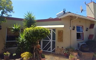 5 Bedroom House in Thornton