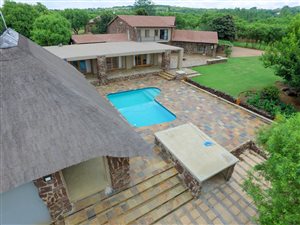 6 Bed House in Lanseria and surrounds