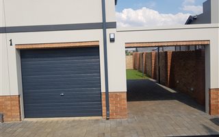 4 Bedroom House in Kaalfontein