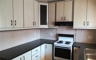 2 Bedroom Townhouse in Amanzimtoti