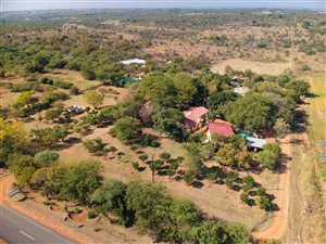 10 Bed House in Bultfontein AH