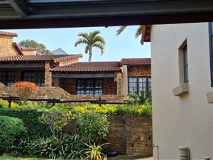 3 Bed Apartment in Pumula