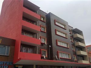 2 Bed Apartment in Springs Central