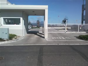 2 Bed Apartment in Parow