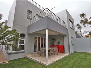 4 Bed Cluster in Melrose