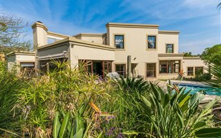 4 Bedroom House in Dainfern