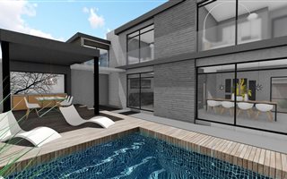 4 Bedroom Cluster in Waterkloof Heights