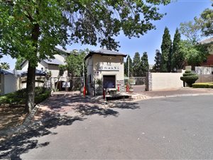 3 Bed Townhouse in Paulshof