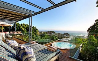 5 Bedroom House in Camps Bay