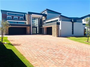 5 Bed House in Midfield Estate