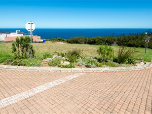 995 m² Land available in Le Grand Golf Estate