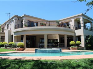 5 Bed House in Kyalami AH