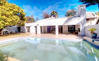 5 Bedroom House in Houghton Estate