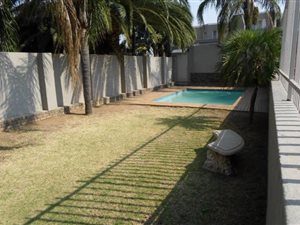 2 Bed Apartment in President Park