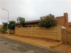 2 Bed House in Dobsonville