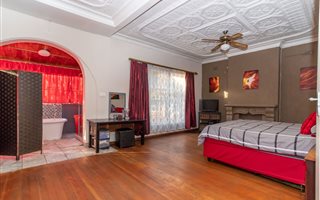 5 Bedroom House in Florentia
