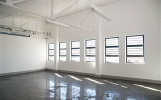 900 m² Commercial space in Paarl