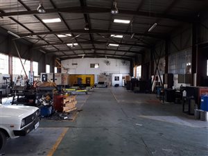 1250 m² Industrial space in Brakpan North