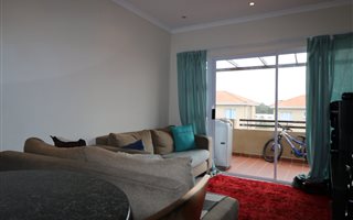 2 Bedroom Apartment in Sheffield Beach