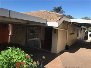 3 Bed House in Manors