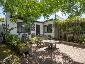 3 Bed House in Plumstead
