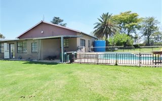 2 ha Farm in Benoni AH
