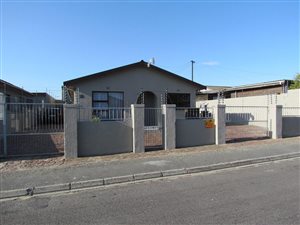 4 Bed House in Avon