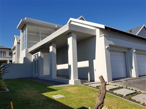4 Bed House in Waterfall Country Village