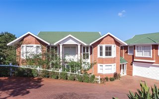 5 Bedroom House in Mt Edgecombe Estate 1 & 2