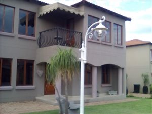 3 Bedroom House in Emfuleni Golf Estate