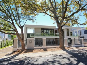 4 Bedroom House in Mostertsdrift