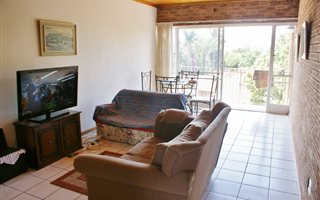 2 Bedroom Apartment in Waterkloof Glen