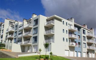 3 Bedroom Apartment in Dana Bay