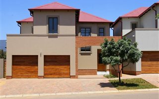 3 Bedroom Townhouse in Heritage Hill