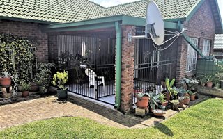 3 Bedroom Townhouse in Kingsview