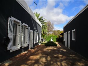 4 Bed House in Graaff Reinet