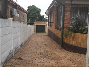 3 Bed House in Orange Grove