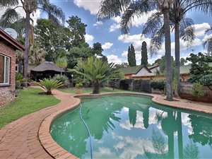 5 Bed House in Garsfontein